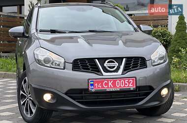 Внедорожник / Кроссовер Nissan Qashqai 2013 в 
