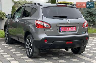 Внедорожник / Кроссовер Nissan Qashqai 2013 в 