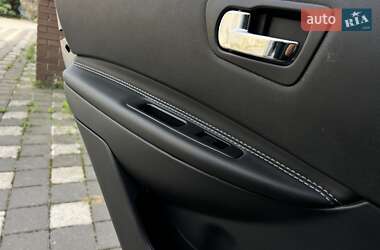 Внедорожник / Кроссовер Nissan Qashqai 2013 в 
