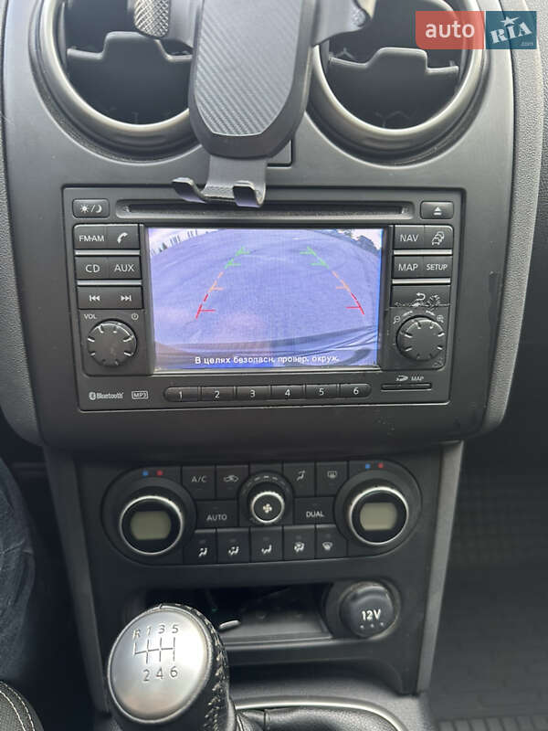 Внедорожник / Кроссовер Nissan Qashqai 2010 в Черновцах