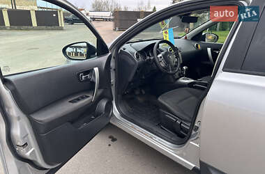 Внедорожник / Кроссовер Nissan Qashqai 2008 в 