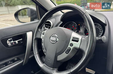 Внедорожник / Кроссовер Nissan Qashqai 2012 в 