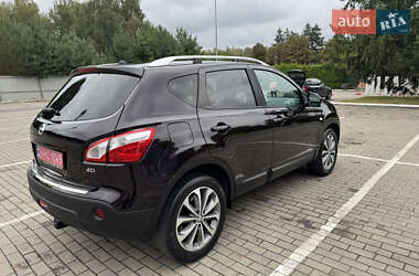 Внедорожник / Кроссовер Nissan Qashqai 2012 в 