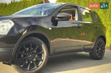 Внедорожник / Кроссовер Nissan Qashqai 2007 в 
