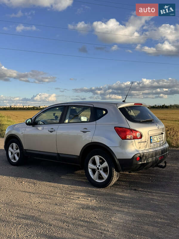 Позашляховик / Кросовер Nissan Qashqai 2008 в Стрию