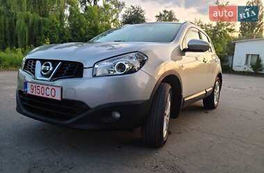 Внедорожник / Кроссовер Nissan Qashqai 2010 в Калиновке