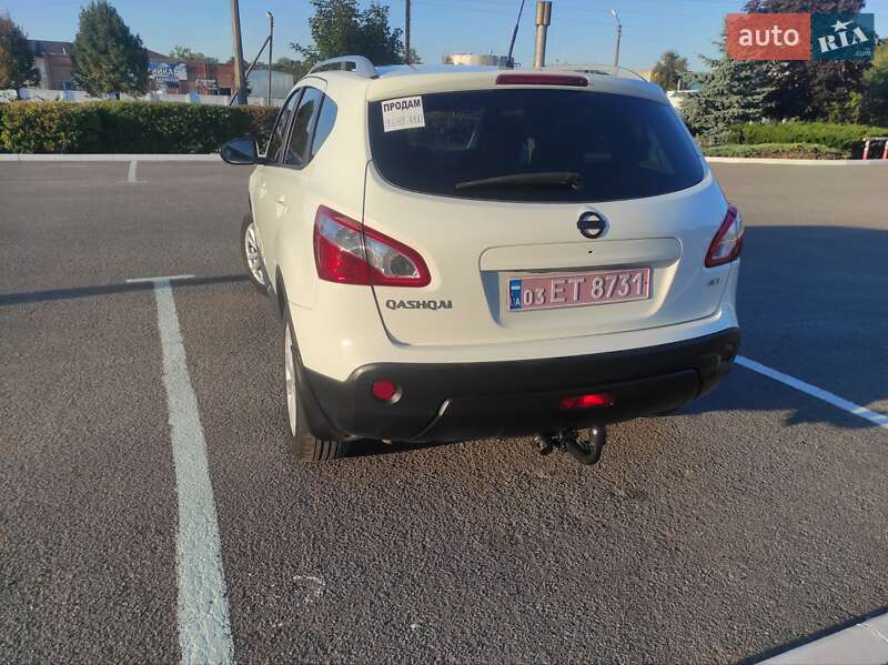 Внедорожник / Кроссовер Nissan Qashqai 2011 в Полтаве