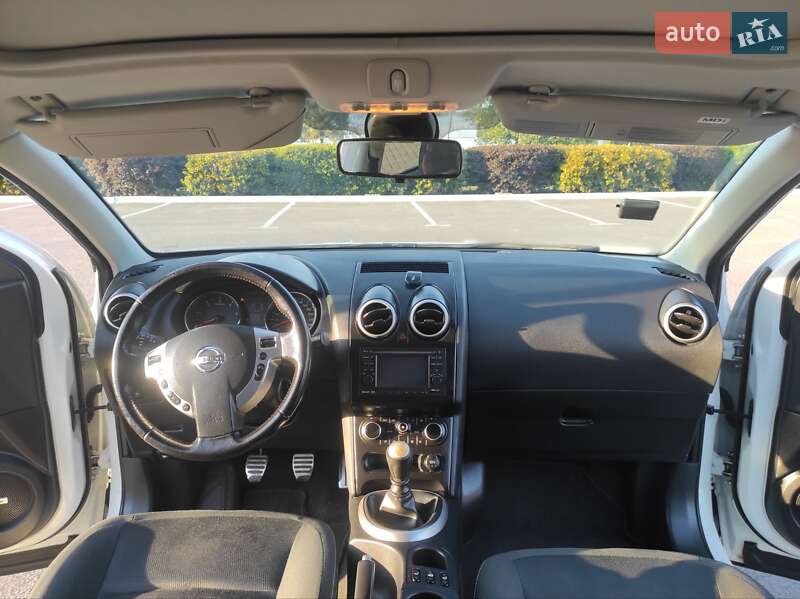 Внедорожник / Кроссовер Nissan Qashqai 2011 в Полтаве