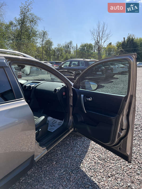 Внедорожник / Кроссовер Nissan Qashqai 2009 в Черкассах