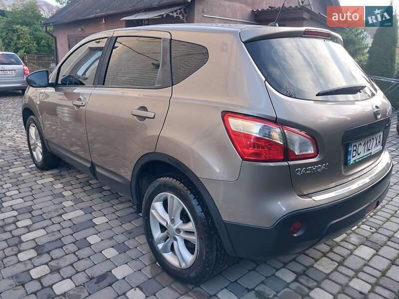 Внедорожник / Кроссовер Nissan Qashqai 2012 в Ходорове