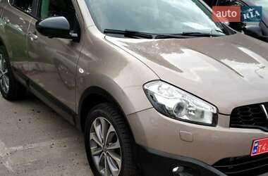 Внедорожник / Кроссовер Nissan Qashqai 2013 в Луцке