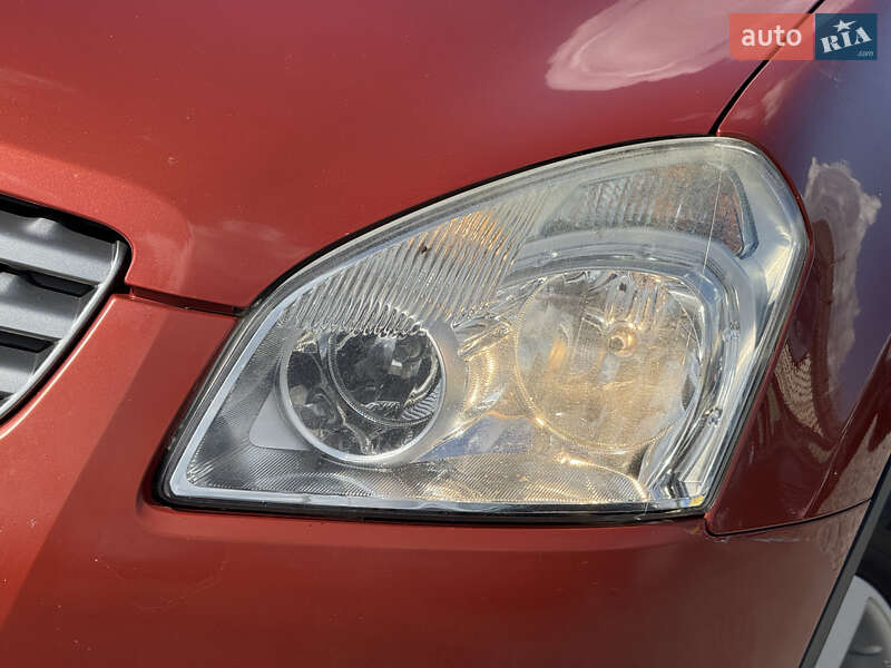Позашляховик / Кросовер Nissan Qashqai 2008 в Стрию