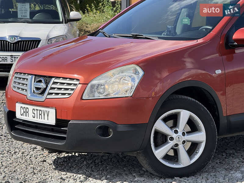 Позашляховик / Кросовер Nissan Qashqai 2008 в Стрию