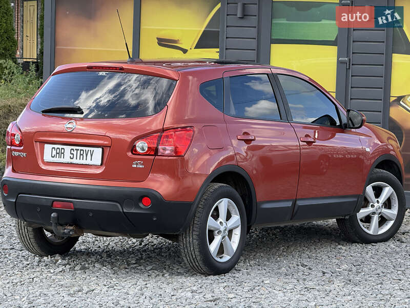 Позашляховик / Кросовер Nissan Qashqai 2008 в Стрию