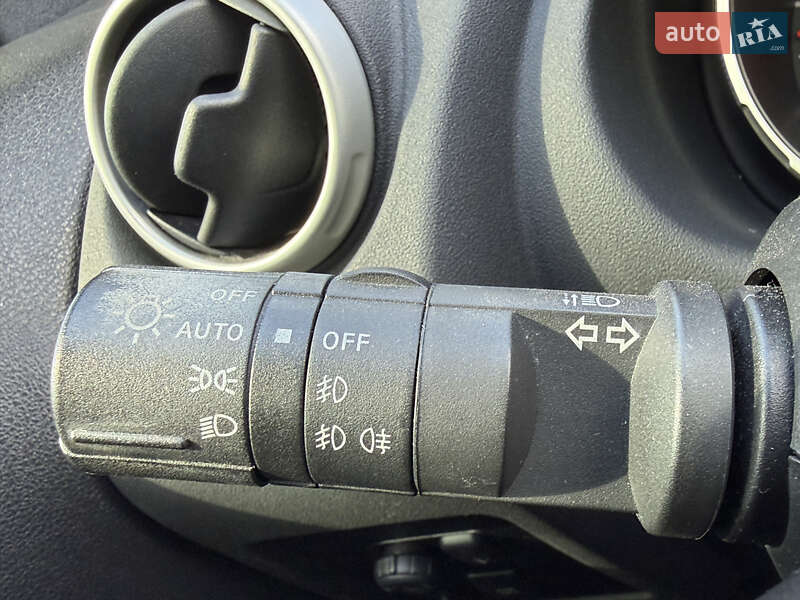 Позашляховик / Кросовер Nissan Qashqai 2008 в Стрию