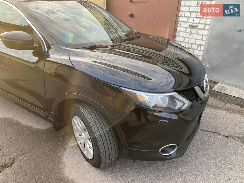 Внедорожник / Кроссовер Nissan Qashqai 2015 в Кременчуге фото 3 Внедорожник / Кроссовер Nissan Qashqai 2015 в Кременчуге