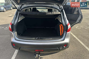 Внедорожник / Кроссовер Nissan Qashqai 2011 в 