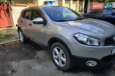 Внедорожник / Кроссовер Nissan Qashqai 2012 в Харькове