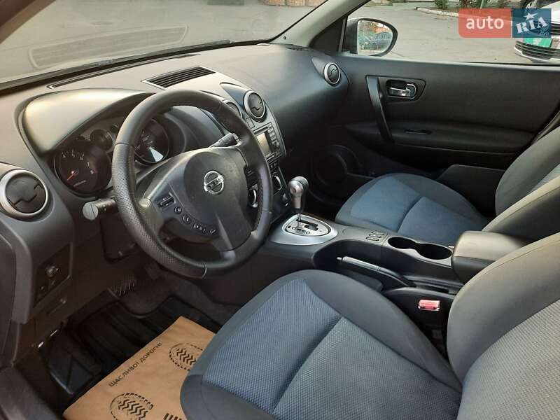 Внедорожник / Кроссовер Nissan Qashqai 2009 в Полтаве