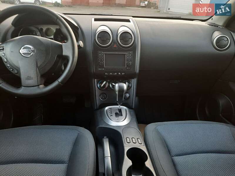 Внедорожник / Кроссовер Nissan Qashqai 2009 в Полтаве