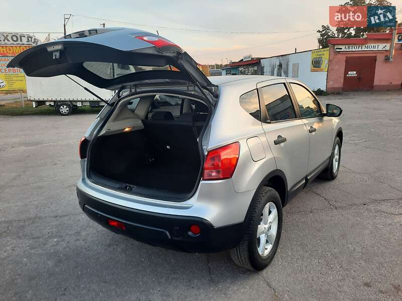 Внедорожник / Кроссовер Nissan Qashqai 2009 в Полтаве