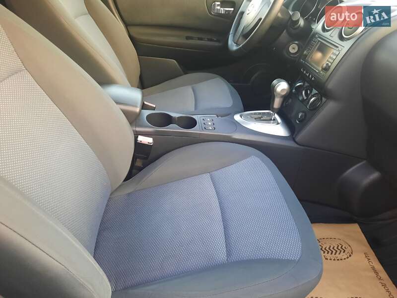 Внедорожник / Кроссовер Nissan Qashqai 2009 в Полтаве