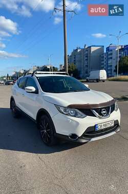 Внедорожник / Кроссовер Nissan Qashqai 2015 в Чернигове