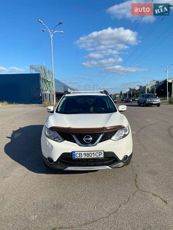 Внедорожник / Кроссовер Nissan Qashqai 2015 в Чернигове
