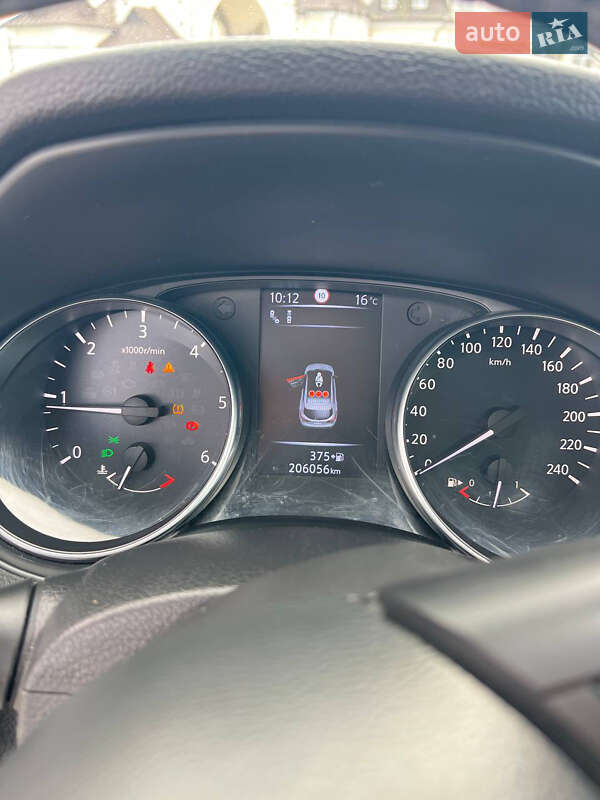 Внедорожник / Кроссовер Nissan Qashqai 2017 в Почаеве