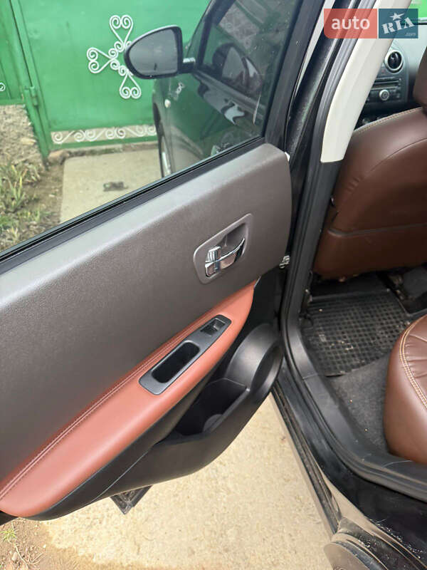 Внедорожник / Кроссовер Nissan Qashqai 2008 в Беляевке