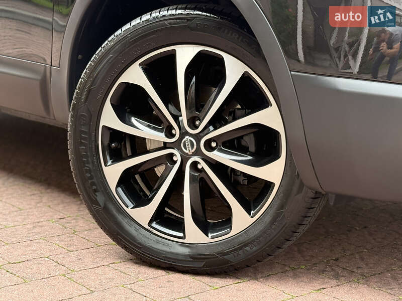 Внедорожник / Кроссовер Nissan Qashqai 2011 в Стрые
