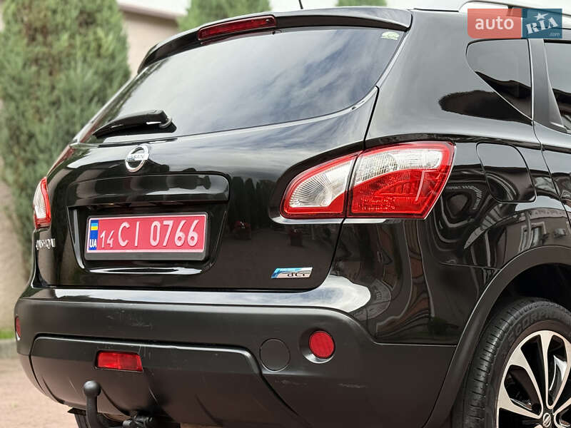 Внедорожник / Кроссовер Nissan Qashqai 2011 в Стрые