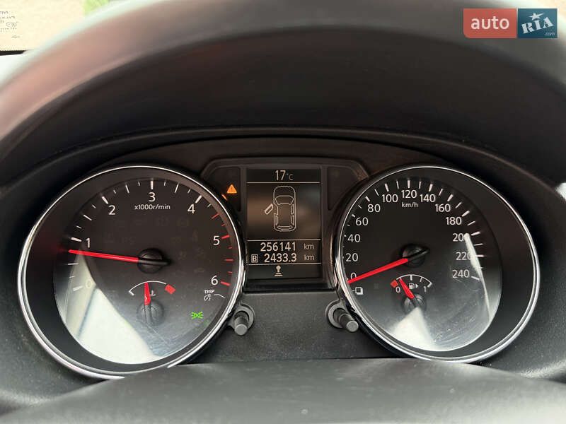 Внедорожник / Кроссовер Nissan Qashqai 2011 в Стрые