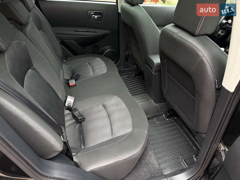 Внедорожник / Кроссовер Nissan Qashqai 2011 в Стрые