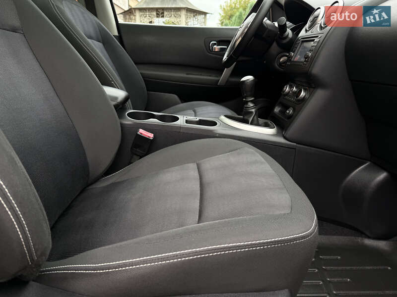Внедорожник / Кроссовер Nissan Qashqai 2011 в Стрые