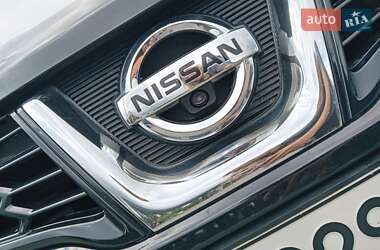 Внедорожник / Кроссовер Nissan Qashqai 2013 в 