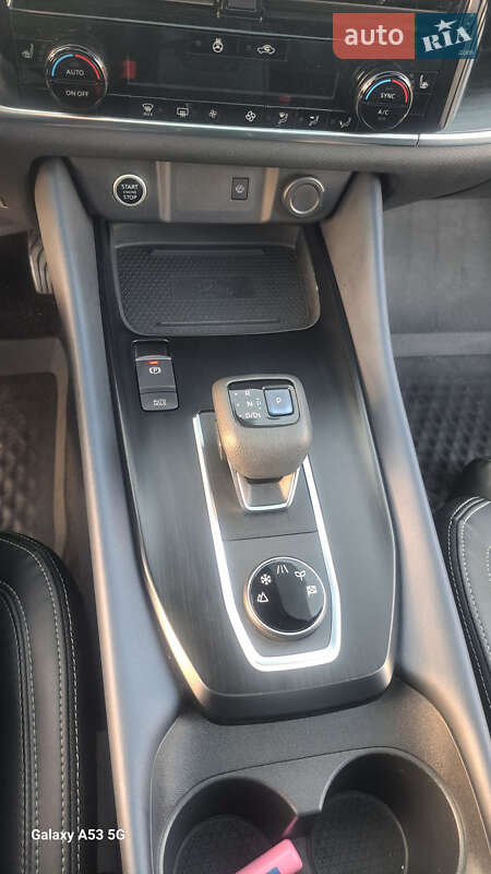 Внедорожник / Кроссовер Nissan Qashqai 2022 в Киеве