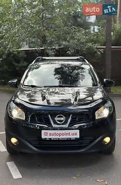 Внедорожник / Кроссовер Nissan Qashqai 2011 в Белогородке