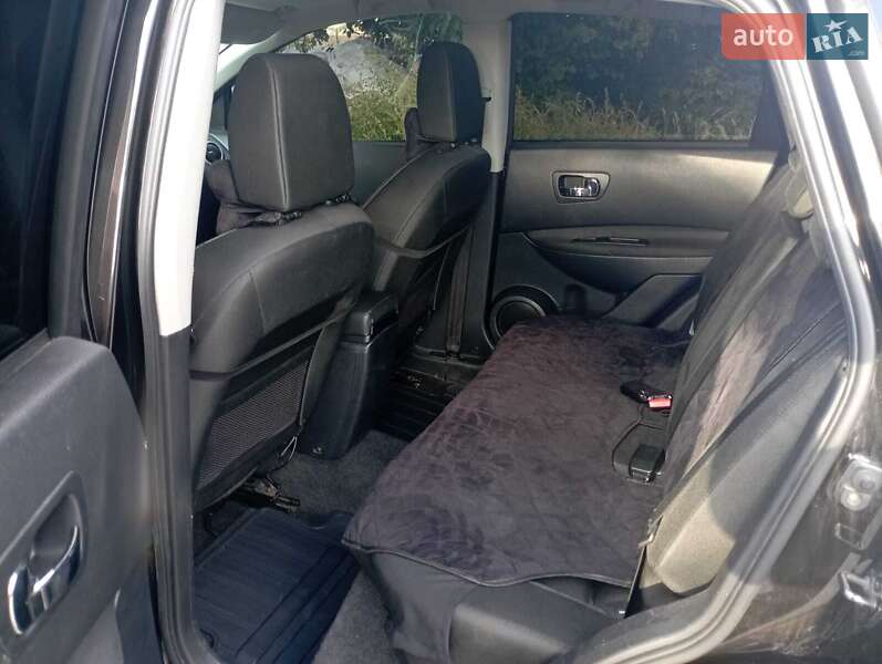 Внедорожник / Кроссовер Nissan Qashqai 2010 в Корце