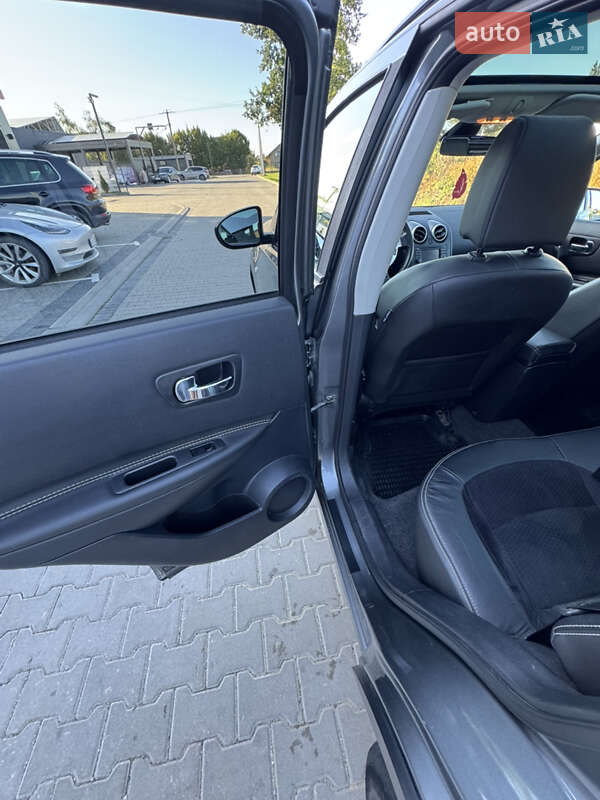 Внедорожник / Кроссовер Nissan Qashqai 2013 в Ивано-Франковске