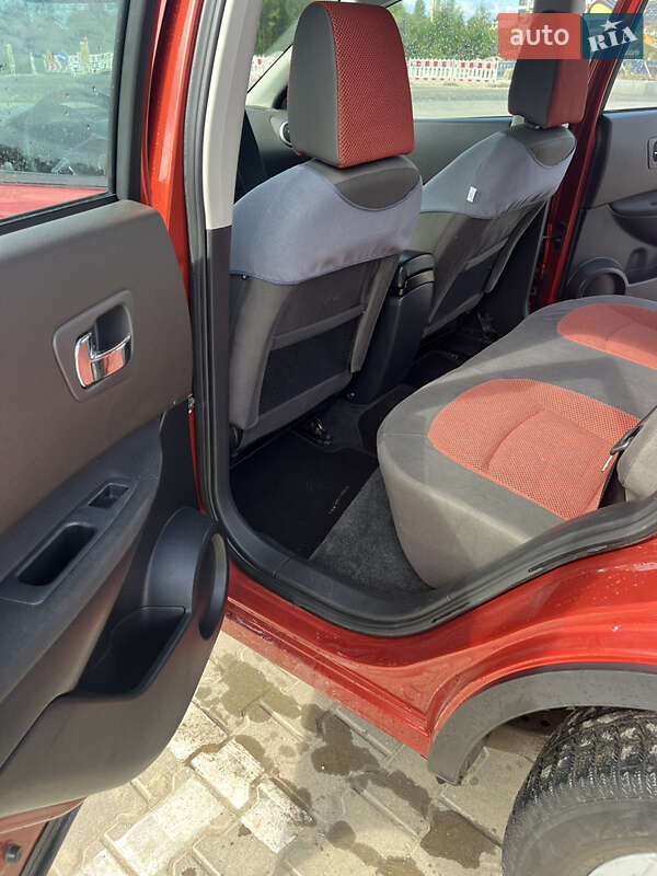 Позашляховик / Кросовер Nissan Qashqai 2007 в Львові