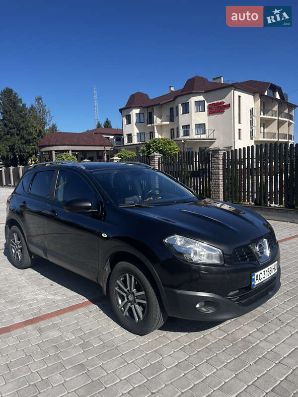 Внедорожник / Кроссовер Nissan Qashqai 2011 в Хмельницком
