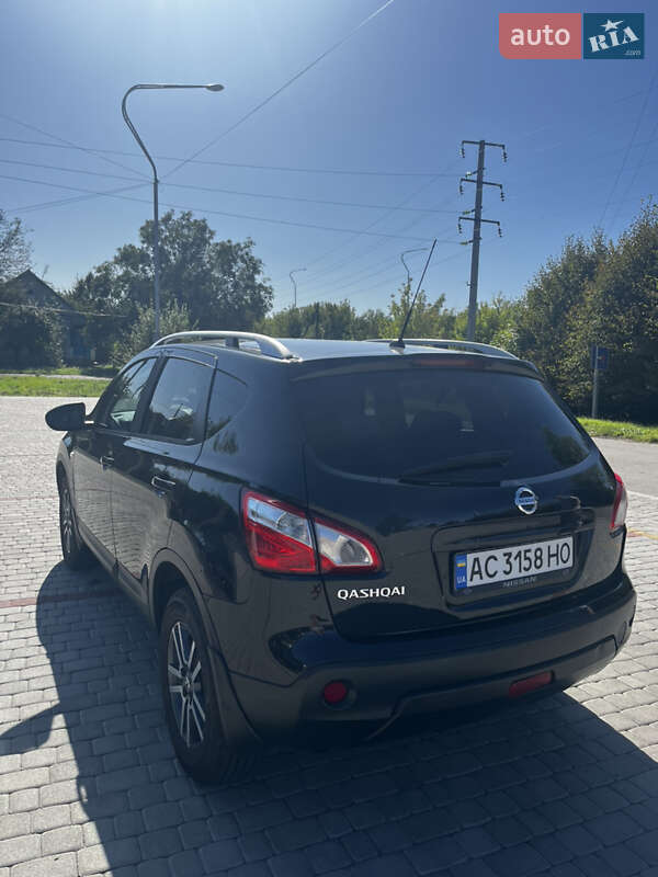 Внедорожник / Кроссовер Nissan Qashqai 2011 в Хмельницком