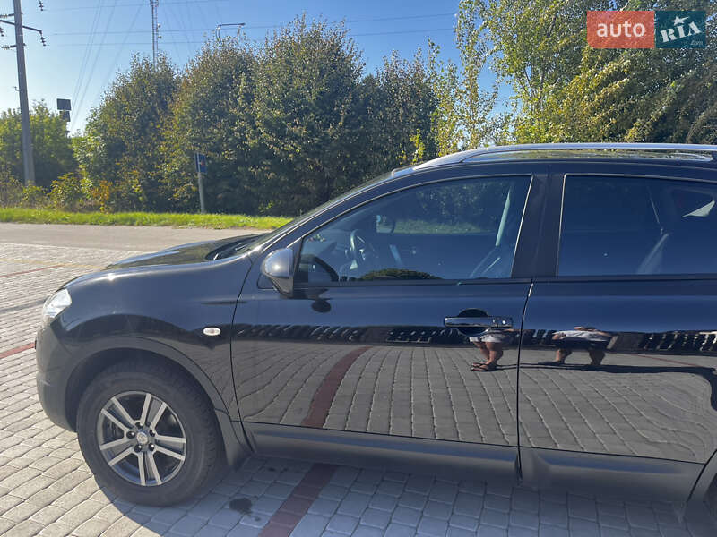 Внедорожник / Кроссовер Nissan Qashqai 2011 в Хмельницком