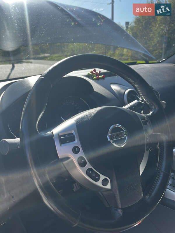 Внедорожник / Кроссовер Nissan Qashqai 2011 в Хмельницком