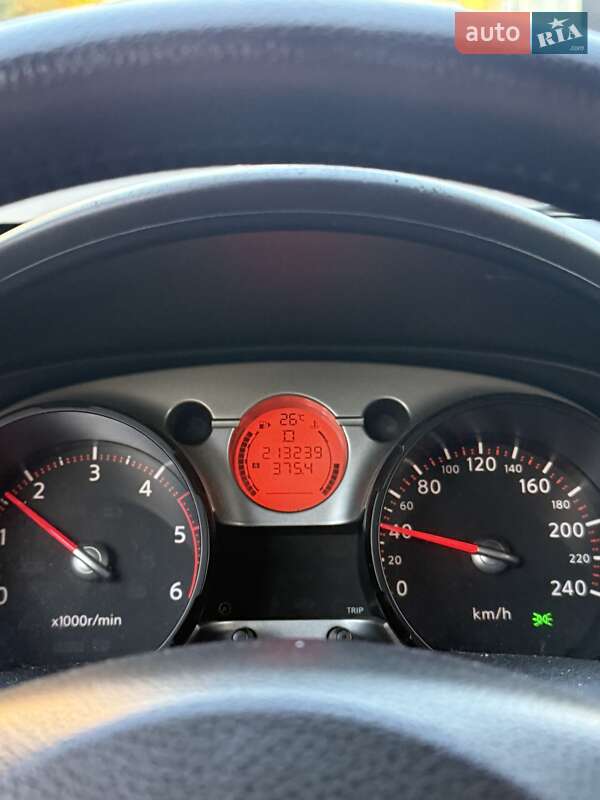 Позашляховик / Кросовер Nissan Qashqai 2008 в Львові