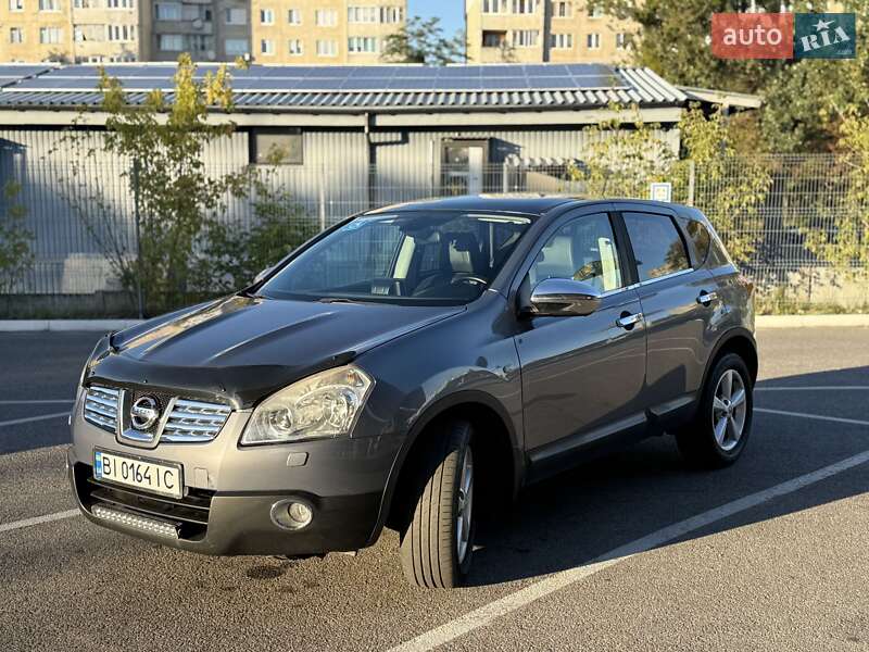 Позашляховик / Кросовер Nissan Qashqai 2008 в Львові