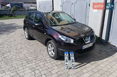 Внедорожник / Кроссовер Nissan Qashqai 2010 в Ивано-Франковске