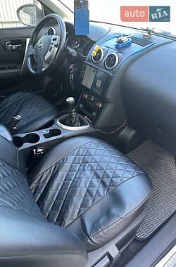 Внедорожник / Кроссовер Nissan Qashqai 2011 в Ивано-Франковске