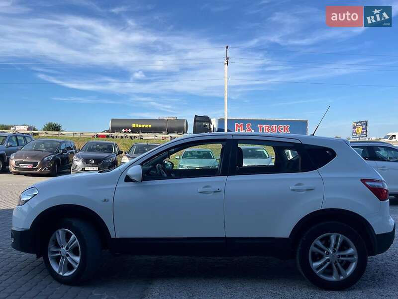 Внедорожник / Кроссовер Nissan Qashqai 2010 в Львове